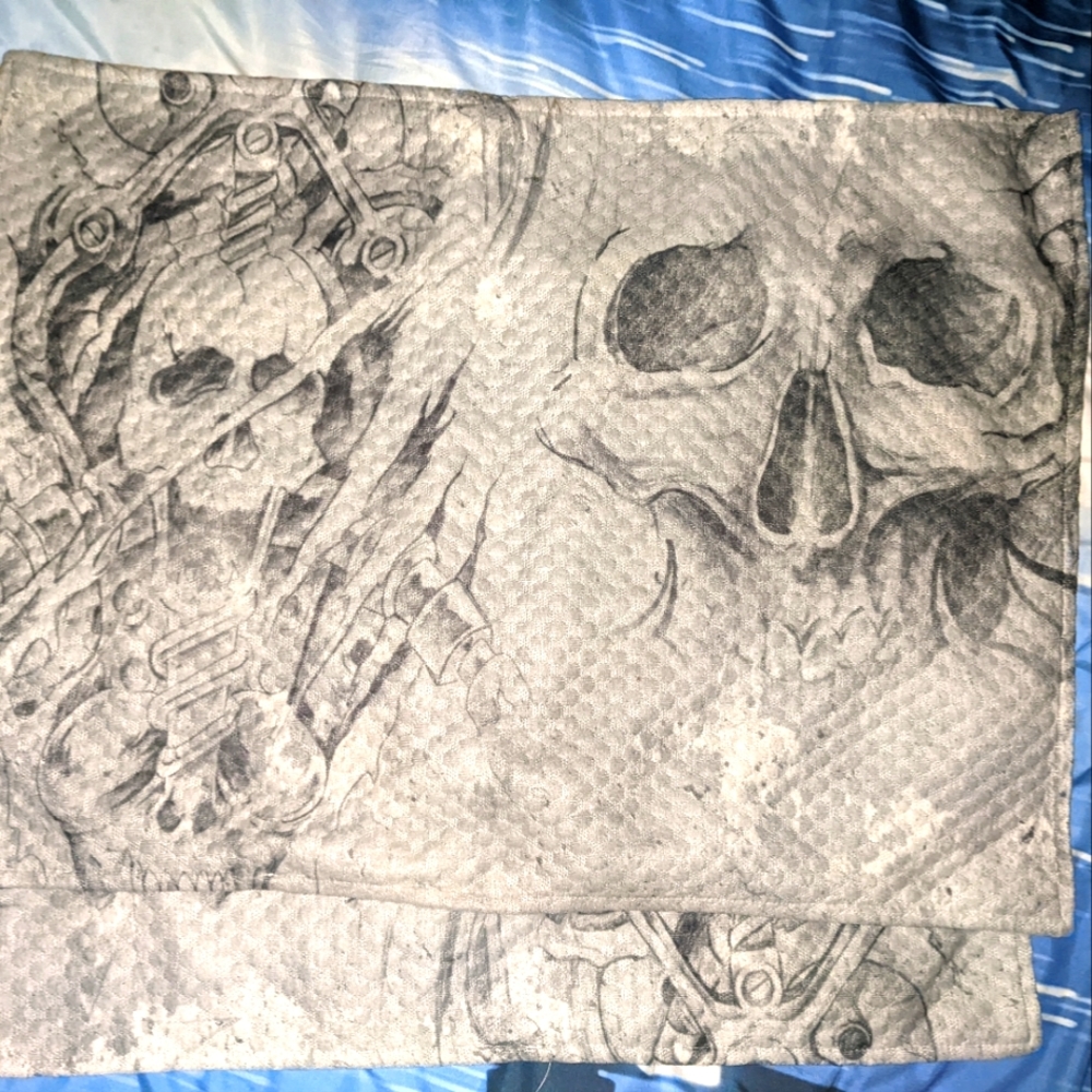 3D print skull bed cover & two matching shams
